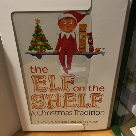 NEW elf on the shelf boy with outfit - Picture 4 of 6